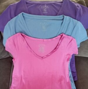 Pure Alfred Sung V-Neck T-shirts Bundle XL